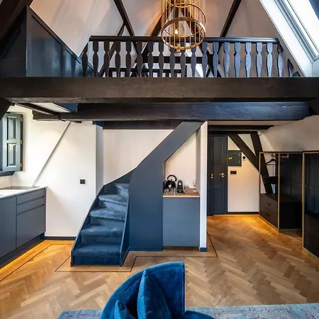 Cty Books ホテル 3*