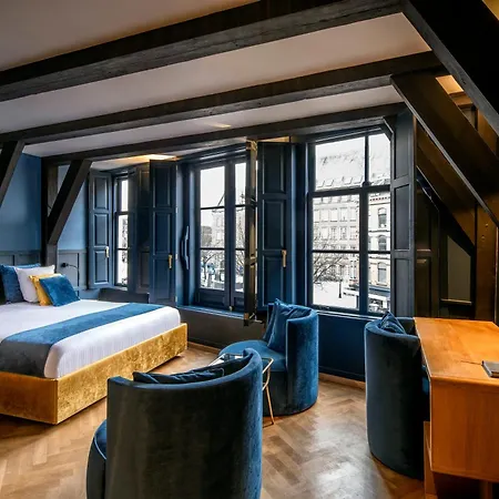 Cty Books Hotel 3*