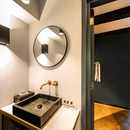 Hotel Cty Books 3*