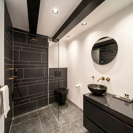 Cty Books ホテル ライデン