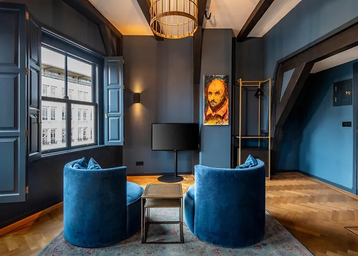 Cty Books Otel Leiden